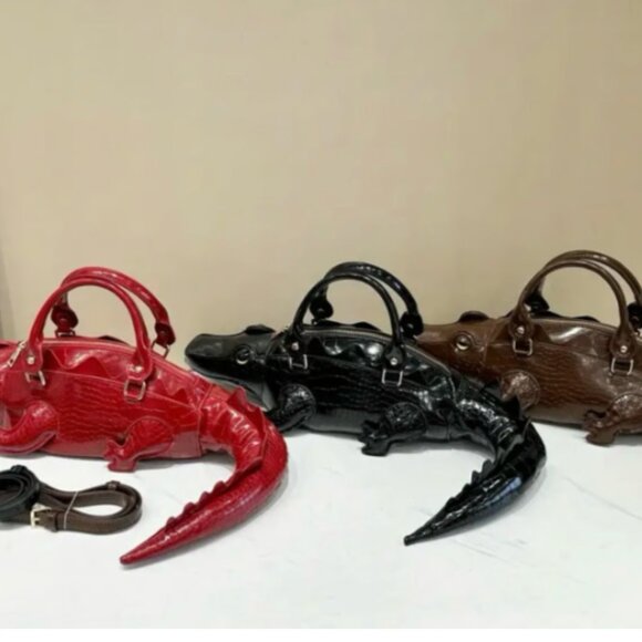 Alligator-Print Women’s Black 🖤 Handbag NEW WITH TAGS 🐊 w/ Detachable Strap - Picture 11 of 11